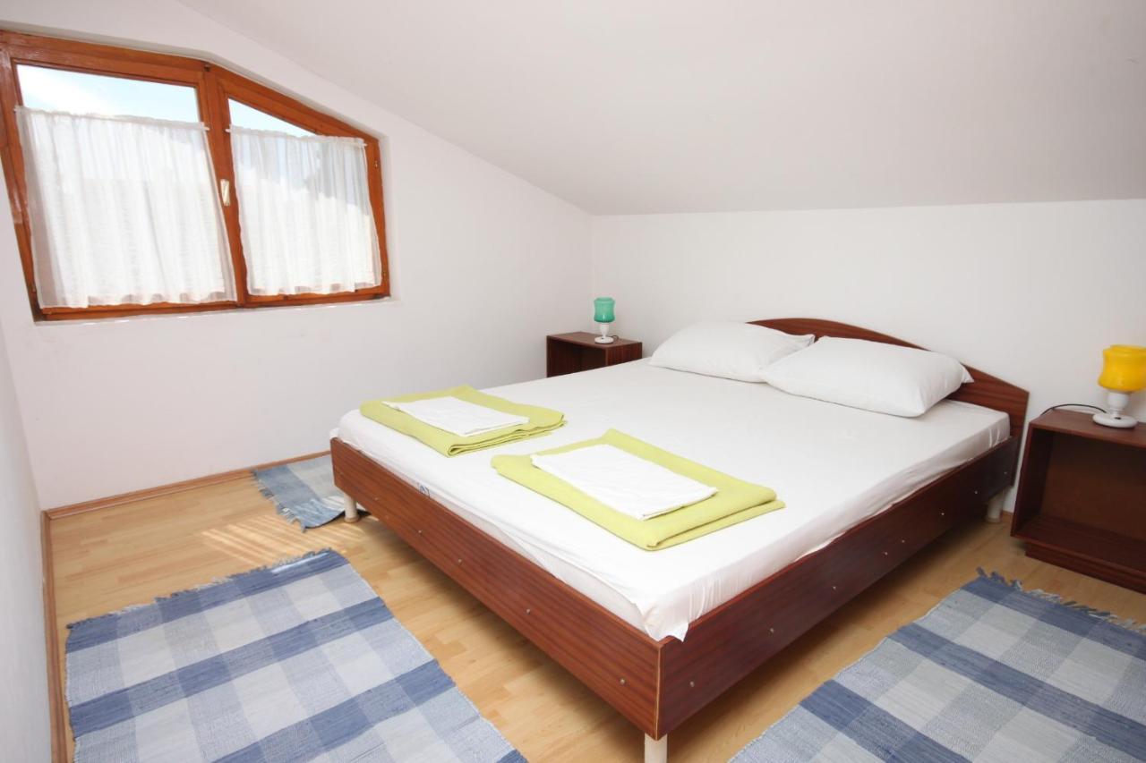 Apartments And Rooms With Parking Space Gradac, Makarska - 6819 Gradac  Buitenkant foto